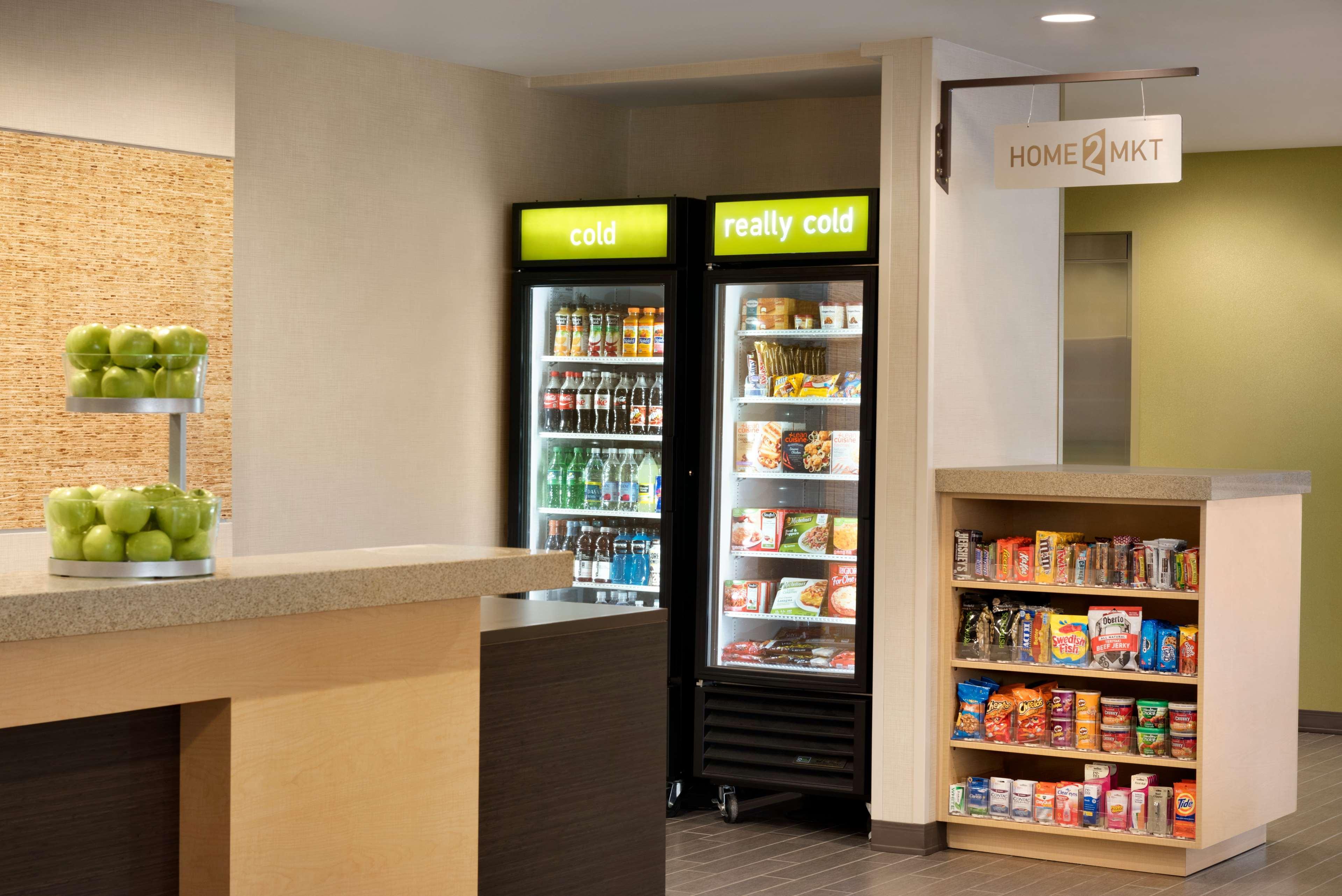 Home2 Suites By Hilton Milwaukee Brookfield Уакиша Екстериор снимка
