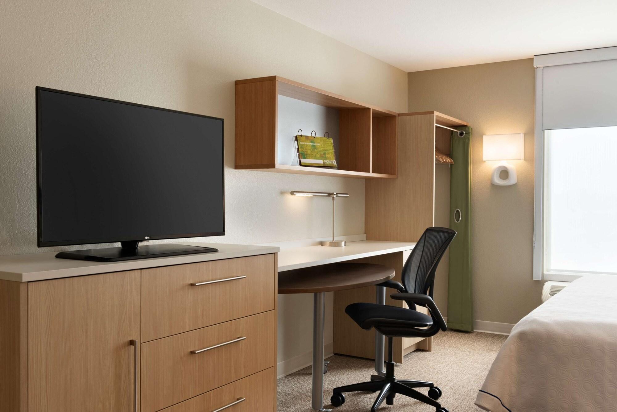 Home2 Suites By Hilton Milwaukee Brookfield Уакиша Екстериор снимка
